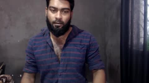 indian guys online show from February 2025 08:20:02 AM