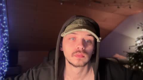 Snapshot of daimon_hall chatting on January 2025 05:00:01 AM Daimon  online show from January 2025 05:00:01 AM