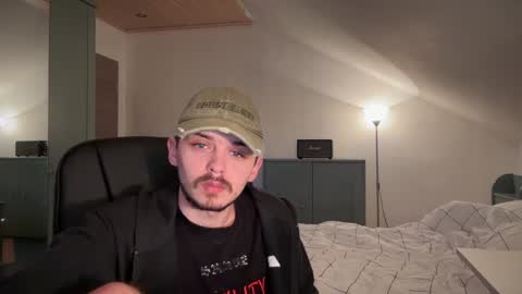 Snapshot of daimon_hall chatting on January 2025 09:13:01 AM Daimon  online show from January 2025 09:13:01 AM