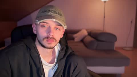 Snapshot of daimon_hall chatting on February 2025 02:58:02 AM Daimon  online show from February 2025 02:58:02 AM