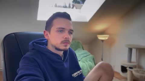 Snapshot of daimon_hall chatting on March 2025 12:09:02 PM Daimon  online show from March 2025 12:09:02 PM