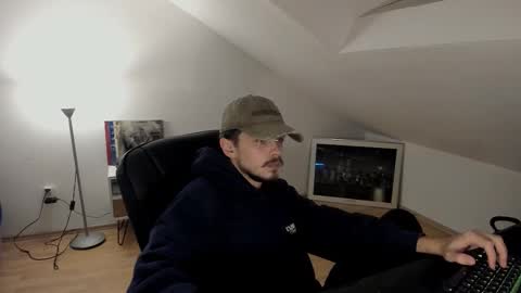 Snapshot of daimon_hall chatting on October 2025 11:10:02 PM Daimon  online show from October 2025 11:10:02 PM