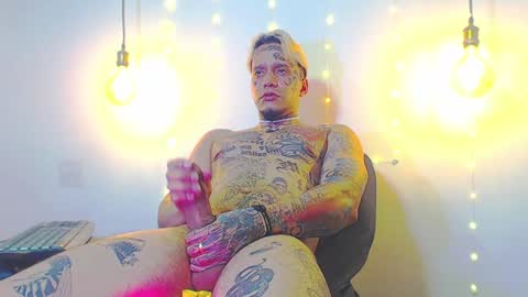 Snapshot of daimond_hope666 chatting on January 2025 04:09:01 AM Daimond hope666 online show from January 2025 04:09:01 AM