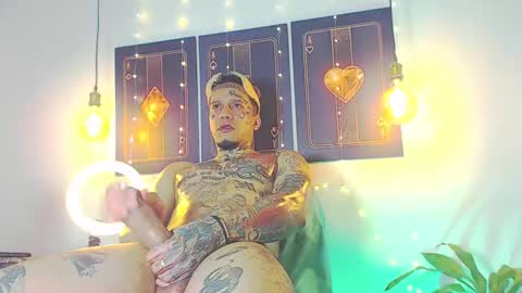 Snapshot of daimond_hope666 chatting on February 2025 05:05:01 AM Daimond hope666 online show from February 2025 05:05:01 AM