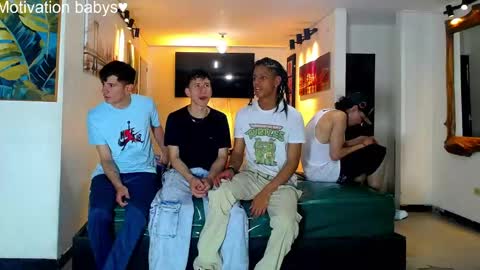 daiquirie online show from April 2026 07:07:02 PM