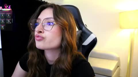 Snapshot of daisha_riley chatting on October 2025 08:30:02 PM Lauren online show from October 2025 08:30:02 PM