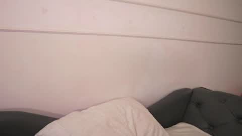 Lauren            online show from April 2026 12:50:02 PM