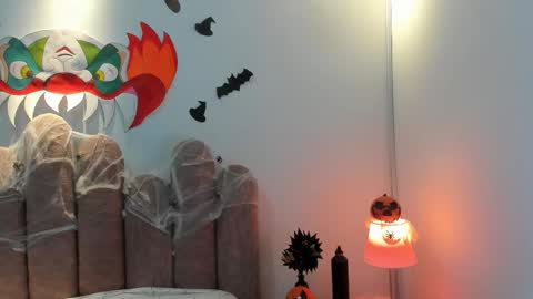 Snapshot of daisy93_ chatting on October 2025 12:27:01 PM D A I S Y online show from October 2025 12:27:01 PM