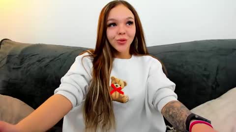 Daisy online show from February 2025 04:48:02 AM