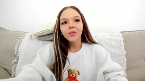 Daisy online show from February 2025 04:49:01 AM