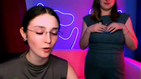 Little Di online show from June 2026 02:24:02 AM