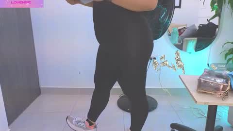 Daisy Price online show from March 2026 10:53:01 AM