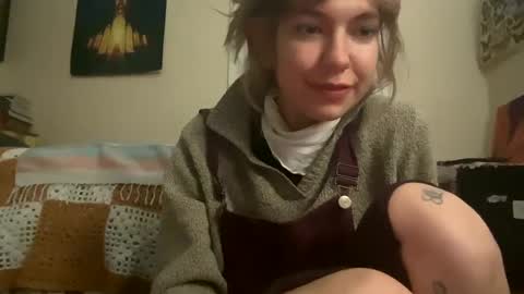 Snapshot of daisybaby699 chatting on February 2025 06:05:02 AM DaisyB3 online show from February 2025 06:05:02 AM