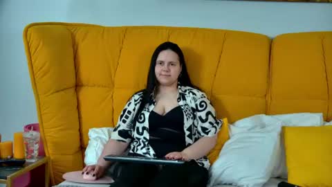 DaisyHarts online show from June 2026 05:00:01 PM