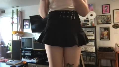 daisymynx online show from April 2026 12:54:02 AM