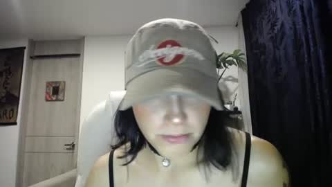 IG  dakotasofiaa online show from January 2025 06:13:01 AM