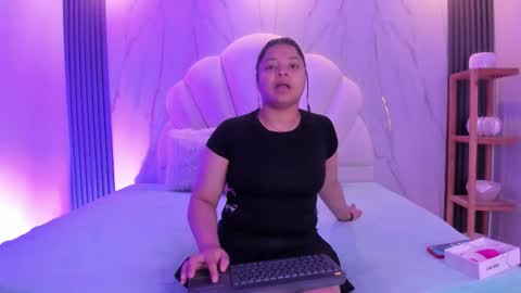 dakota_mars online show from November 2025 12:07:01 PM