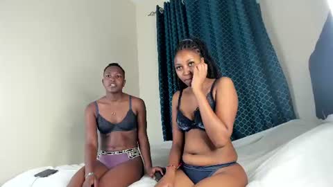 dakota_pariss online show from June 2026 03:08:02 AM