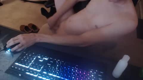 Snapshot of dakota_reilly chatting on November 2025 01:33:02 PM Dakota online show from November 2025 01:33:02 PM