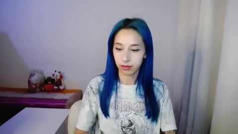 Maca online show from November 2025 10:21:02 PM