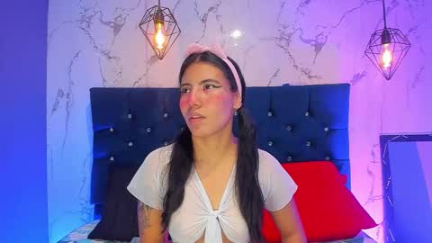 dakotaa_johnson online show from February 2026 08:06:01 PM