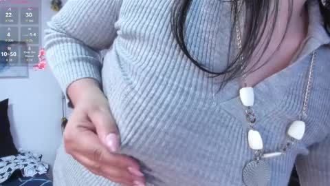 Dakotaagray online show from April 2026 11:37:01 AM