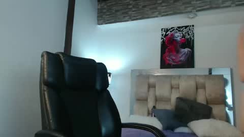 Snapshot of dakotarobbins_ chatting on December 2024 06:51:01 AM dakotarobbins_ online show from December 2024 06:51:01 AM