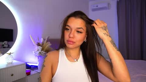 Snapshot of dakotasi chatting on February 2026 01:10:01 PM Dasha online show from February 2026 01:10:01 PM