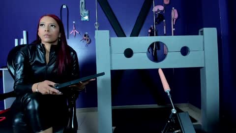  dakotha      online show from December 2024 02:42:02 PM