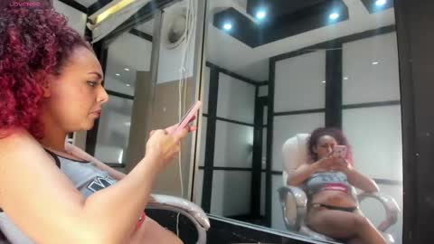 Snapshot of dalaymoore chatting on January 2025 02:49:02 AM Dalay online show from January 2025 02:49:02 AM