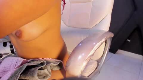 Snapshot of dalaymoore chatting on February 2025 11:49:01 PM Dalay online show from February 2025 11:49:01 PM