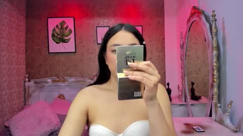 dali_collin online show from November 2025 12:27:01 PM