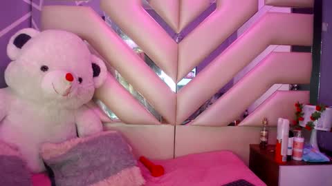     online show from January 2025 08:22:01 AM