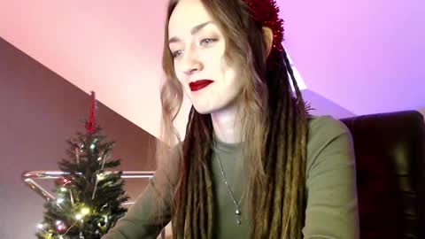 Dalia  online show from December 2024 10:23:02 AM