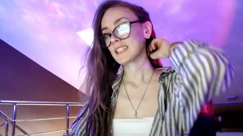Dalia  online show from February 2025 10:07:02 AM