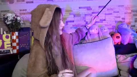 Dalia  online show from October 2025 09:06:02 AM