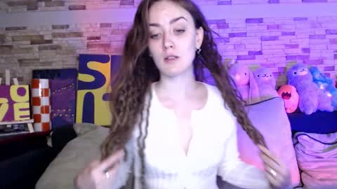 Dalia  online show from October 2025 09:26:02 AM