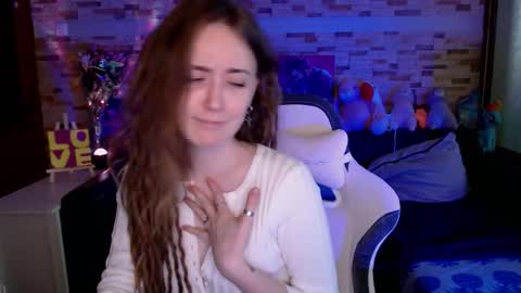 Dalia  online show from November 2025 09:44:02 AM