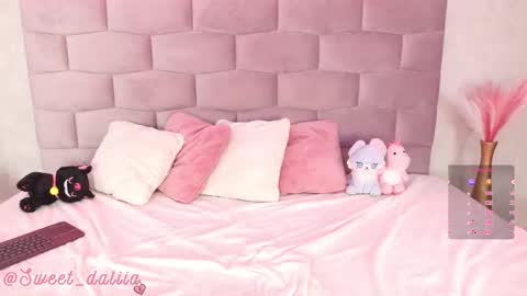 Snapshot of daliacruz chatting on November 2025 06:42:02 PM Dalia bondage online show from November 2025 06:42:02 PM