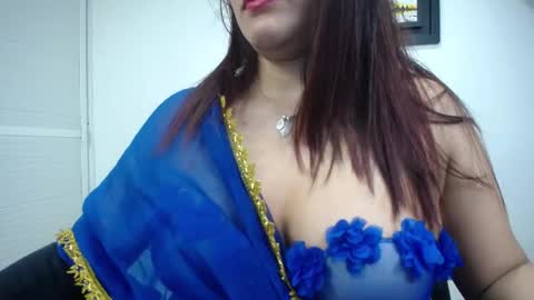Snapshot of daliadubey chatting on March 2025 01:17:02 PM dalia dubey online show from March 2025 01:17:02 PM