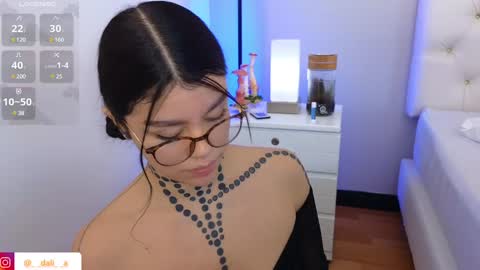 Dalia online show from January 2025 04:02:02 PM