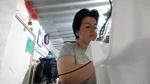 Dalila online show from September 2025 09:31:02 AM