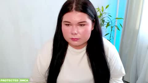 Dalila online show from March 2026 10:42:02 AM