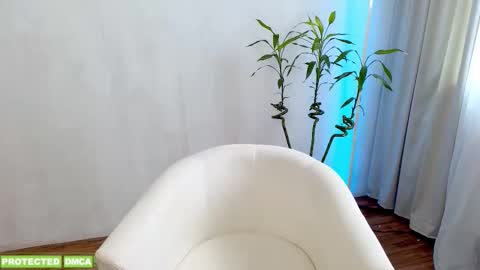 Dalila online show from March 2026 10:19:02 AM