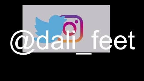 Snapshot of dalila_oficials chatting on April 2026 11:13:02 AM online show from April 2026 11:13:02 AM