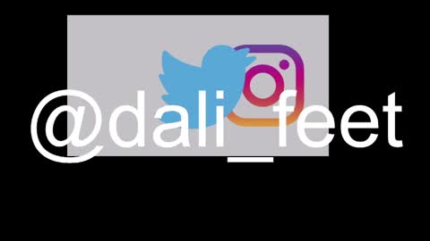 Snapshot of dalila_oficials chatting on April 2026 11:14:01 AM online show from April 2026 11:14:01 AM