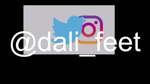 Snapshot of dalila_oficials chatting on May 2026 04:40:01 AM online show from May 2026 04:40:01 AM