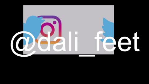 Snapshot of dalila_oficials chatting on May 2026 04:31:01 AM online show from May 2026 04:31:01 AM
