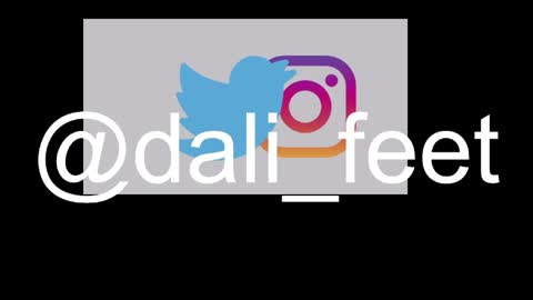 Snapshot of dalila_oficials chatting on June 2026 10:28:02 AM online show from June 2026 10:28:02 AM