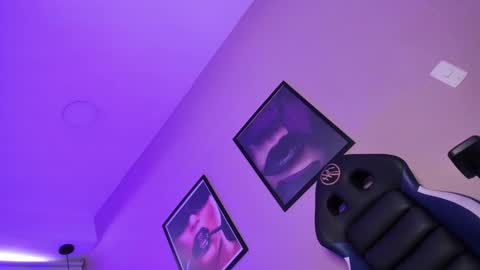 Dalila online show from January 2025 01:38:02 PM